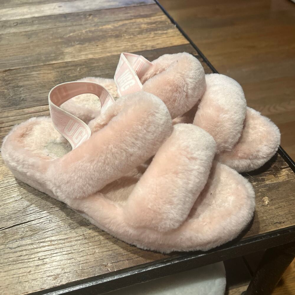 Ugg pink women’s slippers size 9